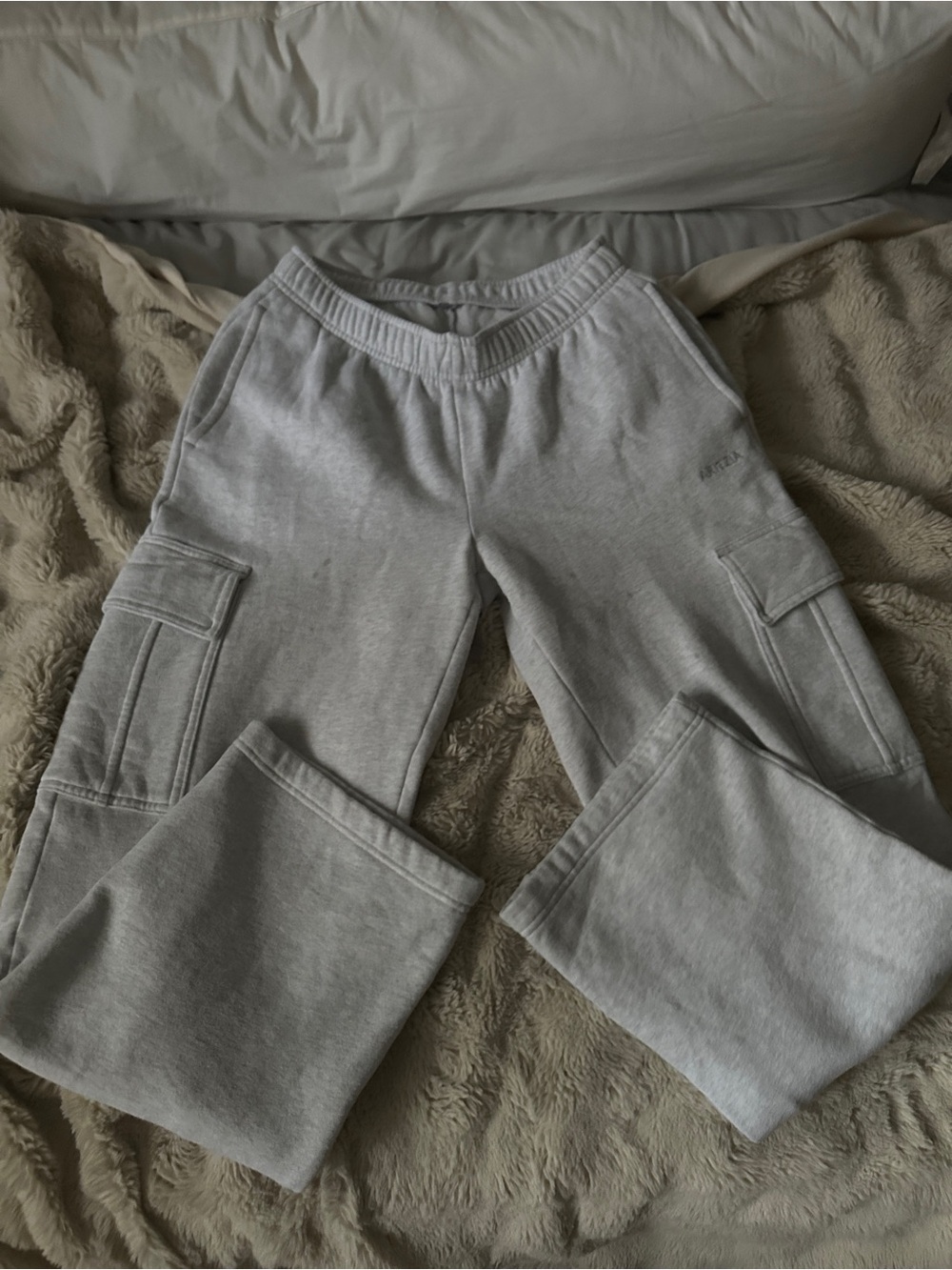 Aritzia Cargo Open Leg Sweats (Light Grey)